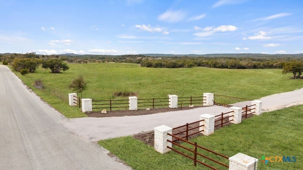 11.74 acres in Hays County - photo 17