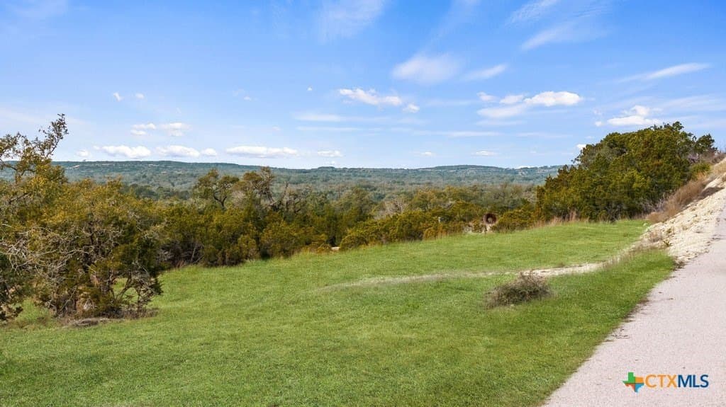 11.74 acres in Hays County - photo 6
