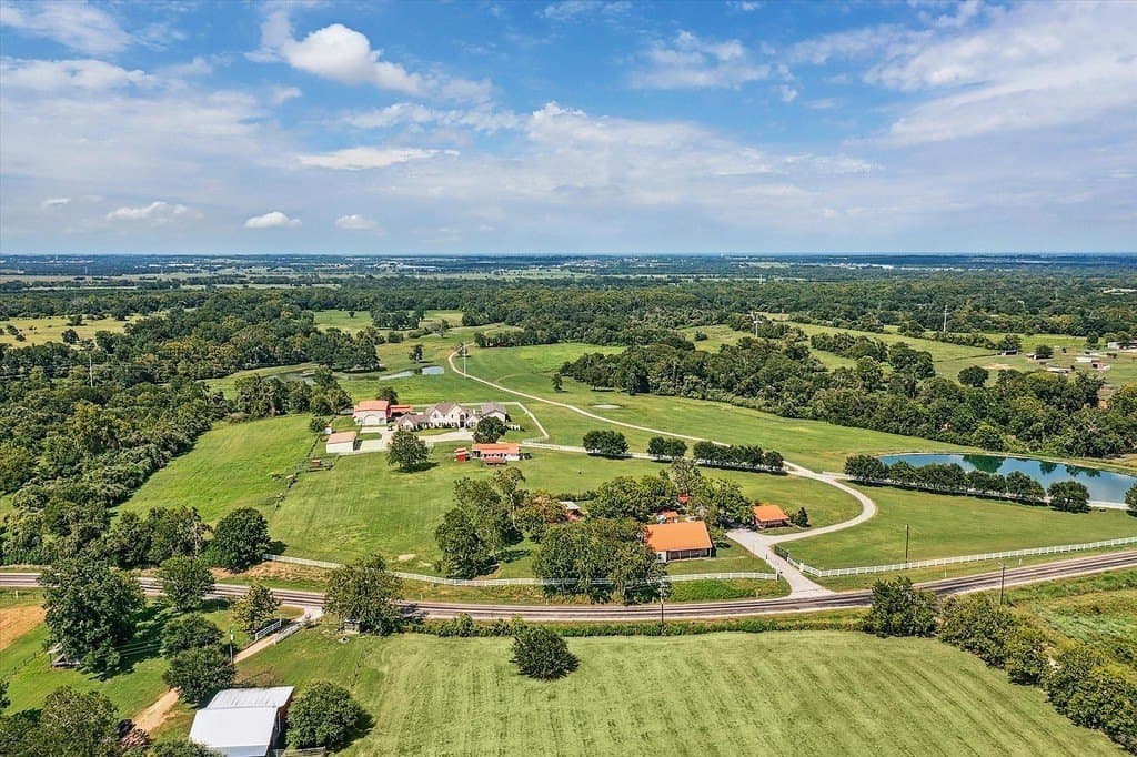430.46 acres in Austin County - photo 2