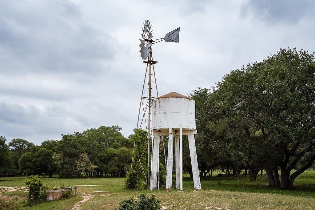 604.93 acres in Lavaca County - photo 13