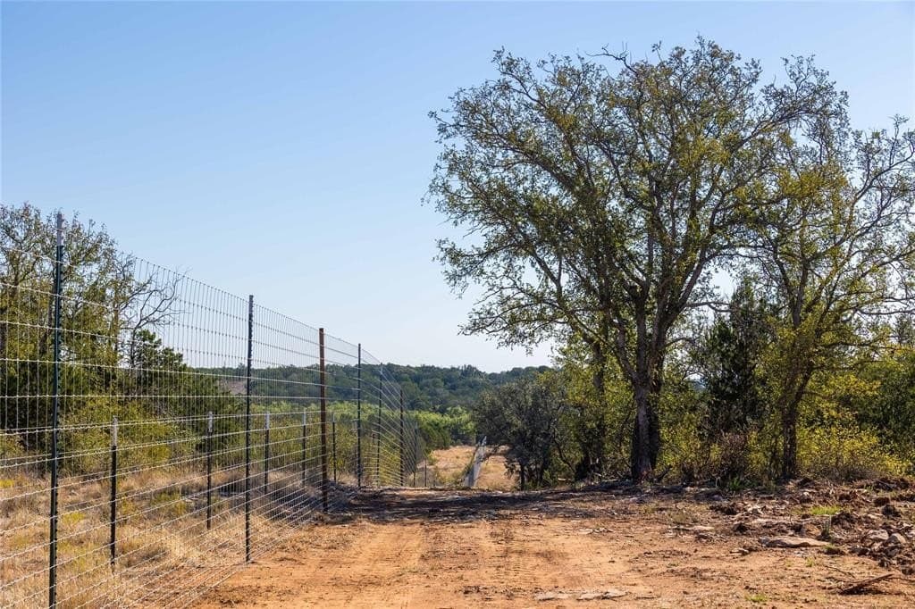 445 acres in Coleman County - photo 4