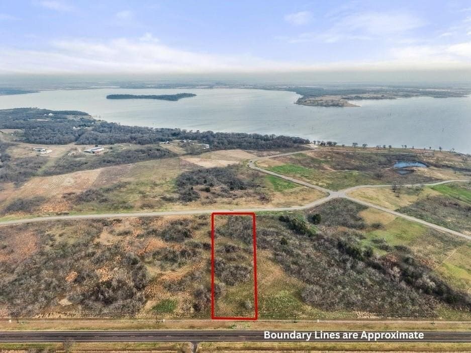 1.77 acres in Navarro County - photo 2