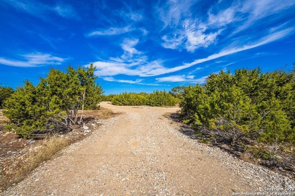 15.01 acres in Kerr County - photo 2