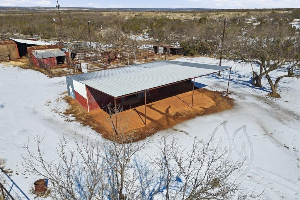 24.36 acres in Nolan County - photo 5