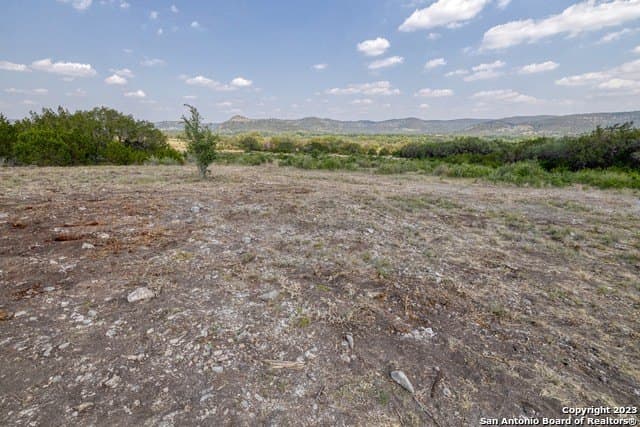 60.03 acres in Real County - photo 9