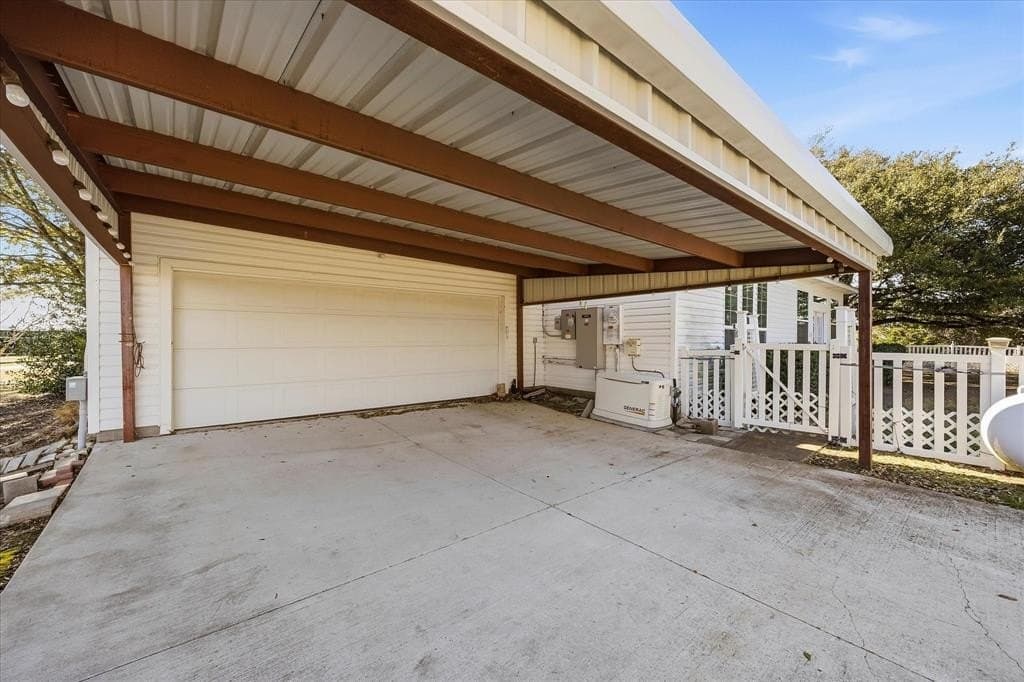 10.06 acres in Rockwall County - photo 33