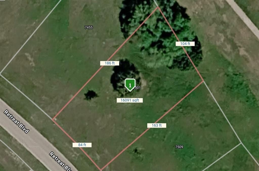 0.37 acres in Johnson County - photo 3