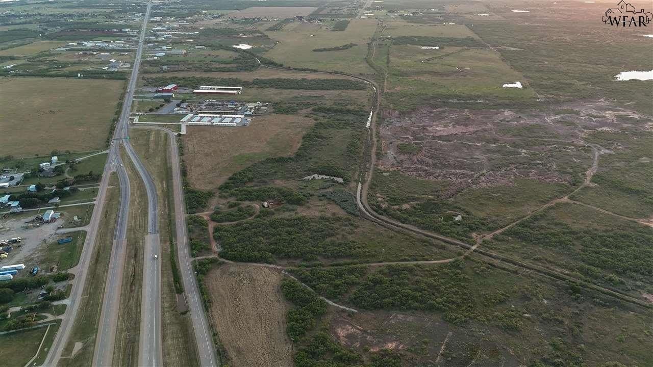 16.01 acres in Wichita County - photo 7