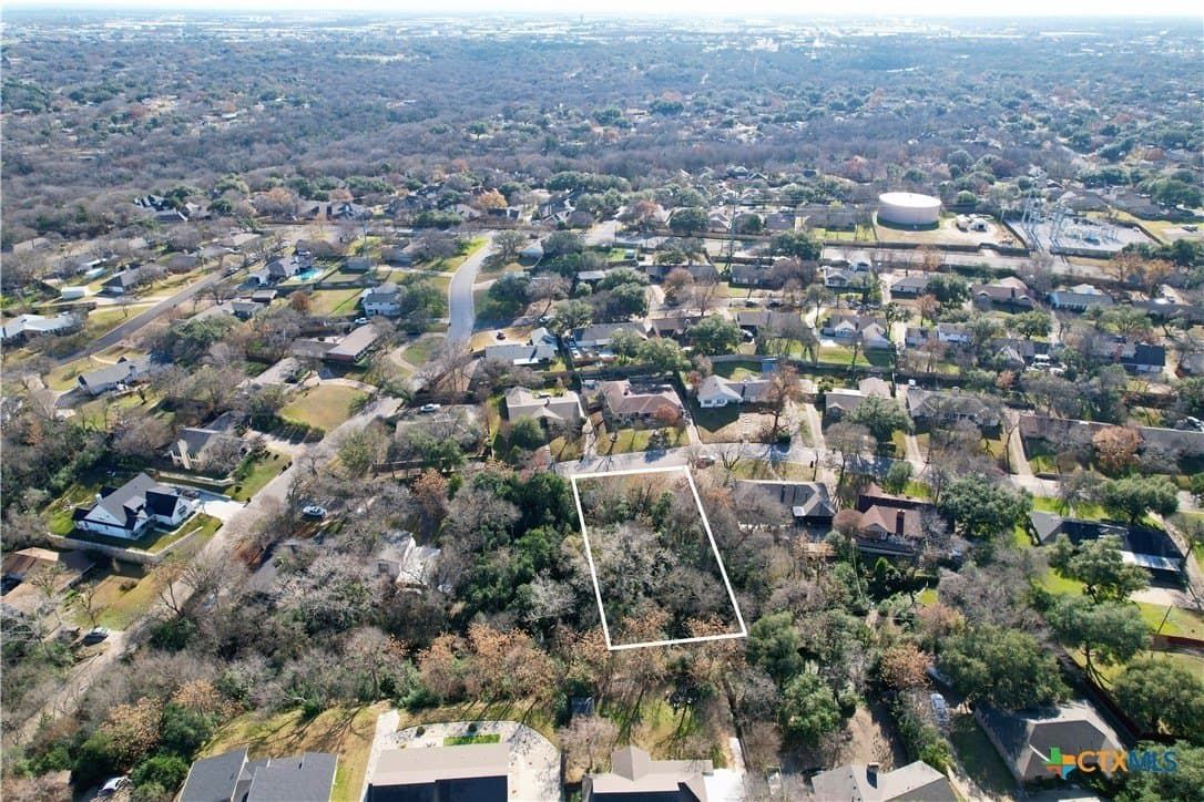 0.41 acres in McLennan County - photo 5