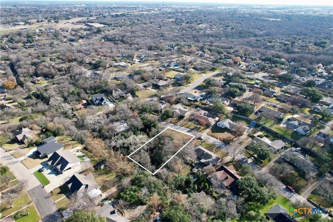 0.41 acres in McLennan County - photo 6