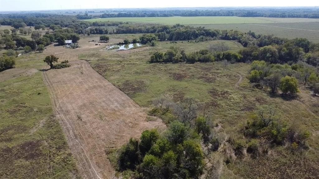 1,220 acres in Navarro County - photo 25