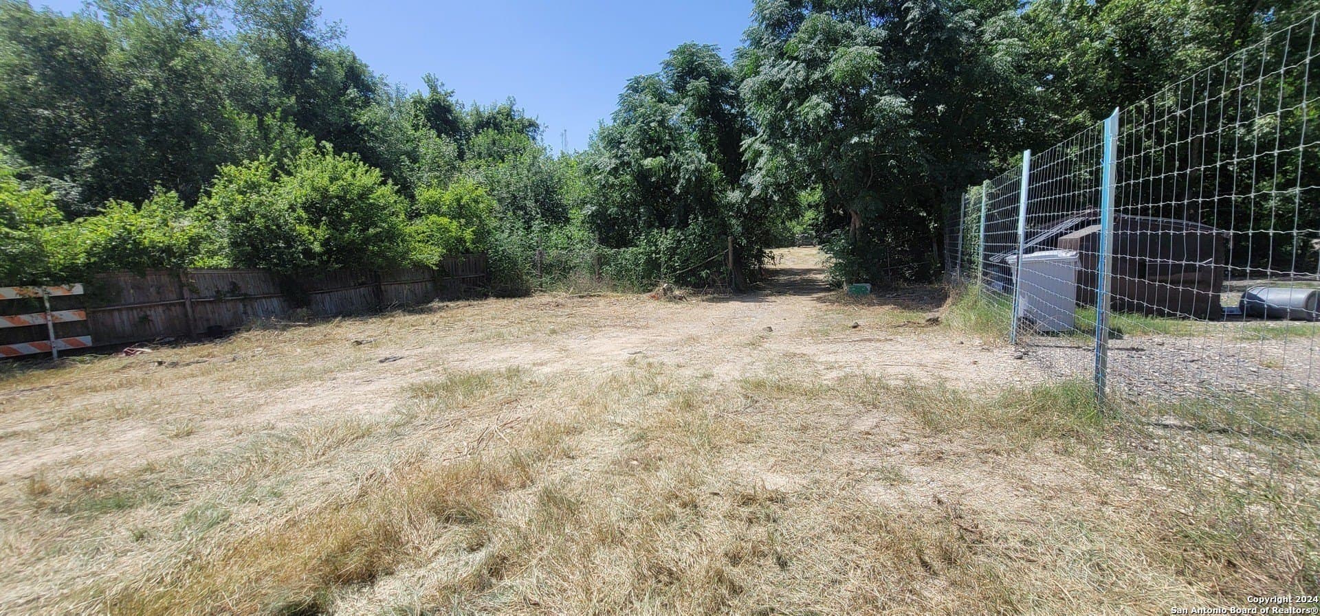 1.13 acres in Bexar County - photo 6