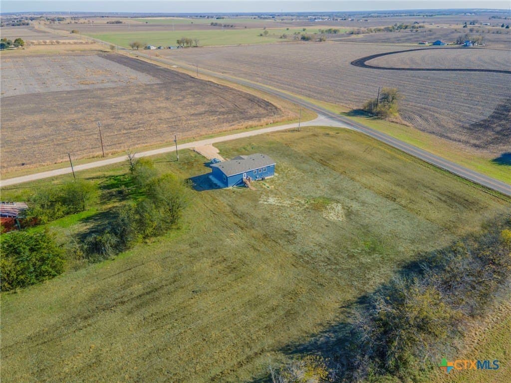 0.66 acres in Bell County - photo 4