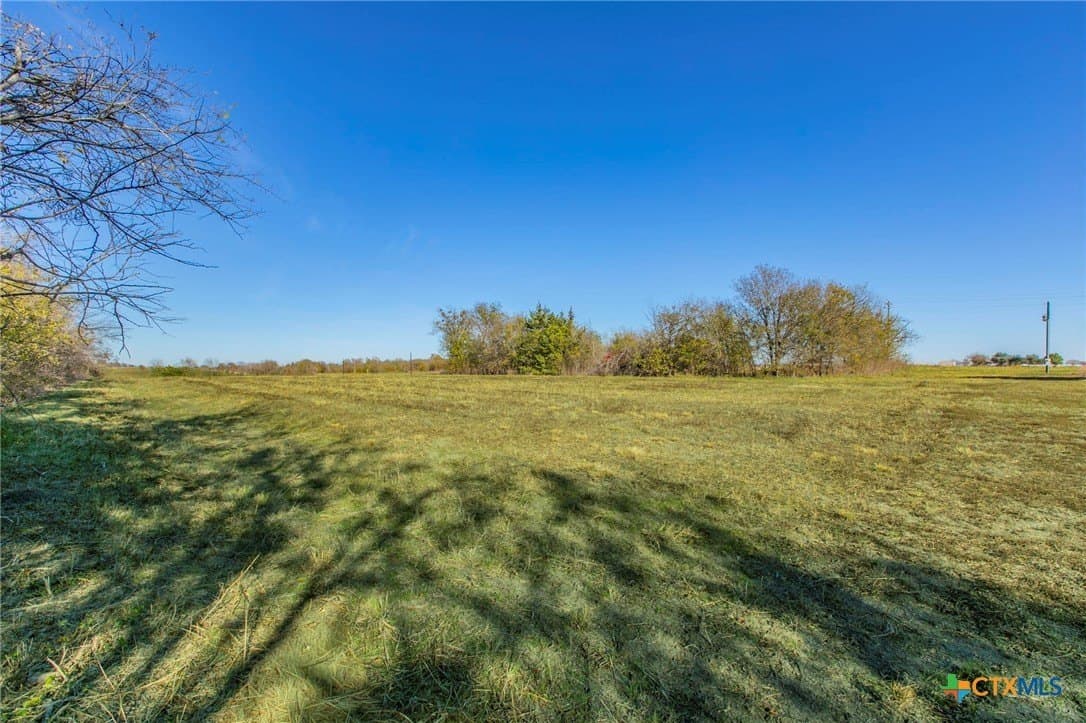 0.66 acres in Bell County - photo 8