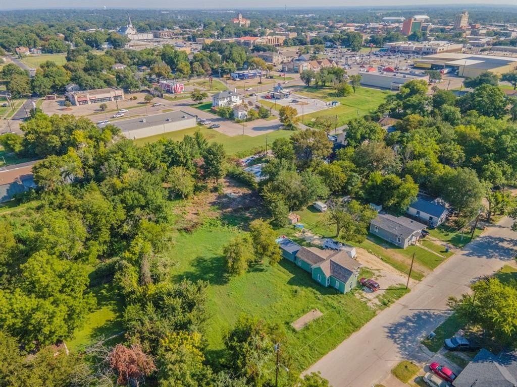 0.6 acres in Navarro County - photo 10