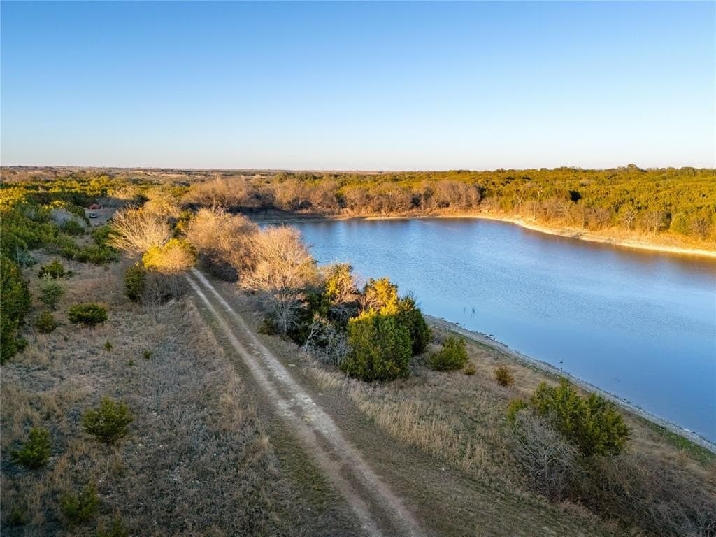 77.21 acres in Bosque County - photo 2