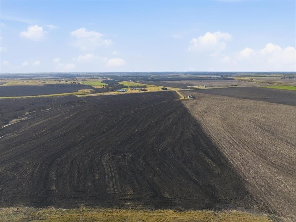22.08 acres in Hill County - photo 4