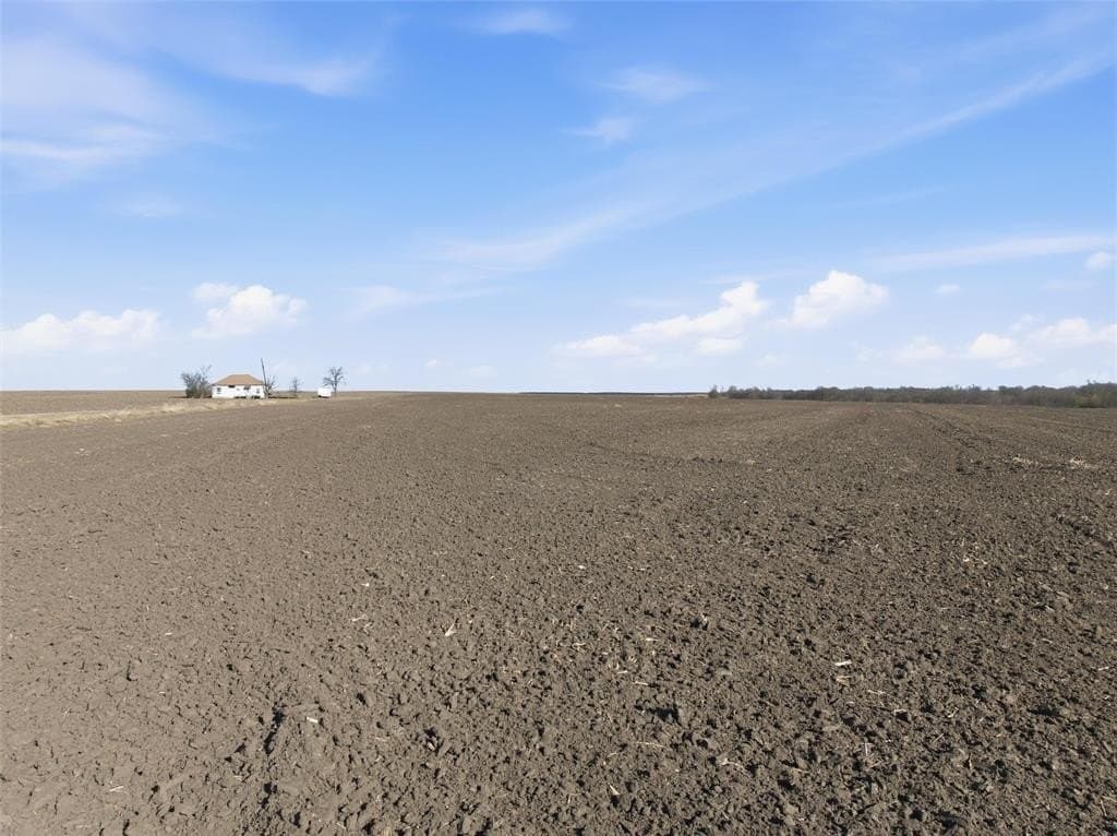 22.08 acres in Hill County - photo 7