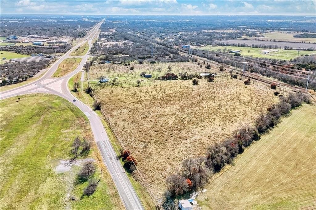 33.96 acres in McLennan County - photo 5