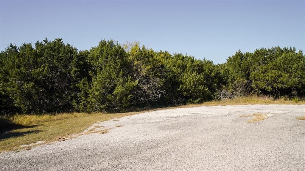 0.34 acres in Hill County - photo 5
