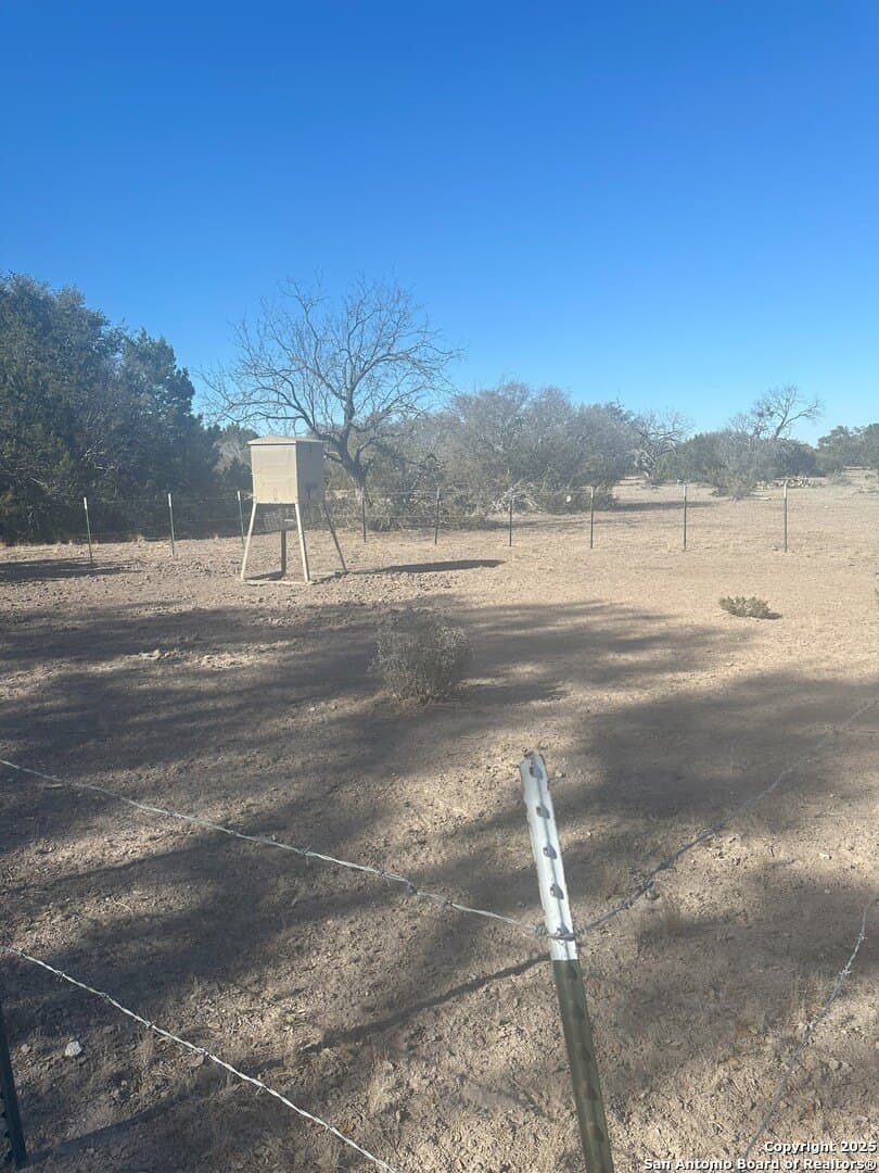 33.84 acres in Edwards County - photo 13