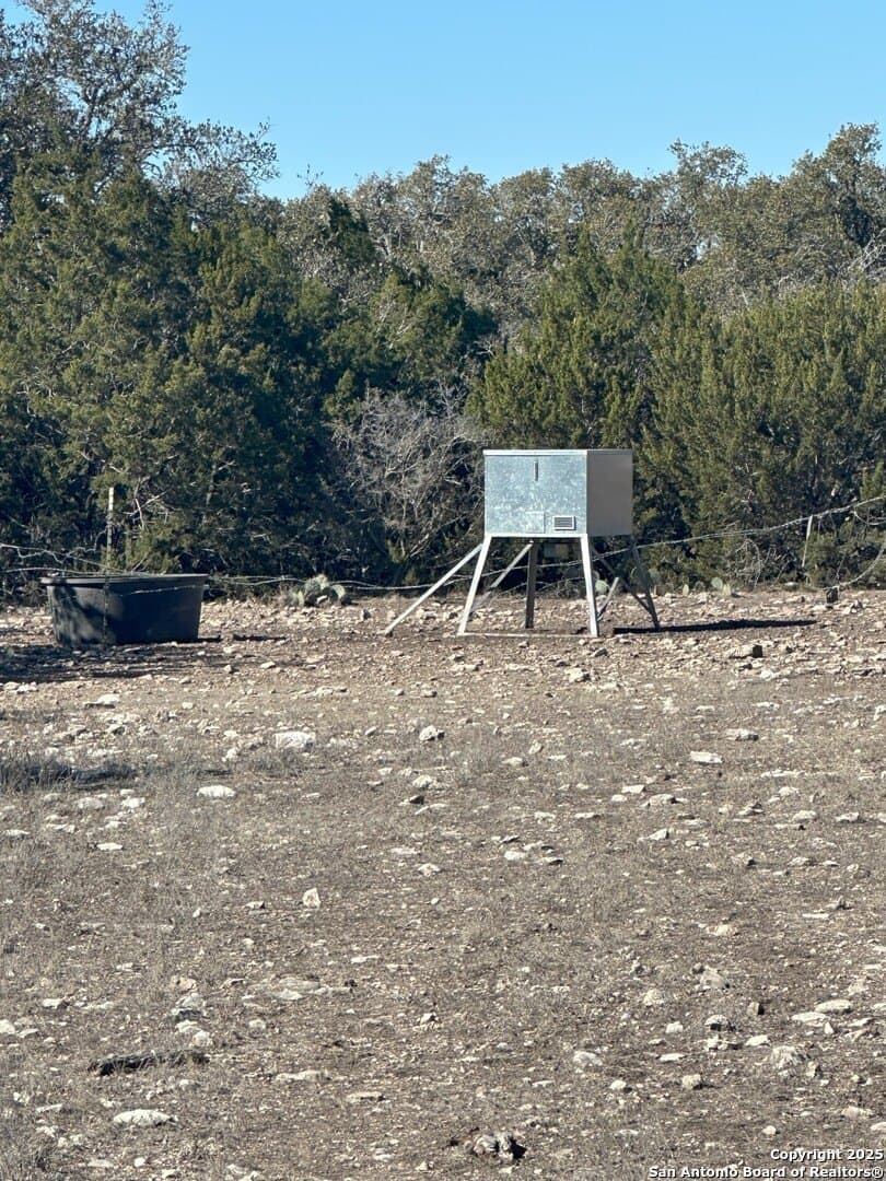 33.84 acres in Edwards County - photo 14