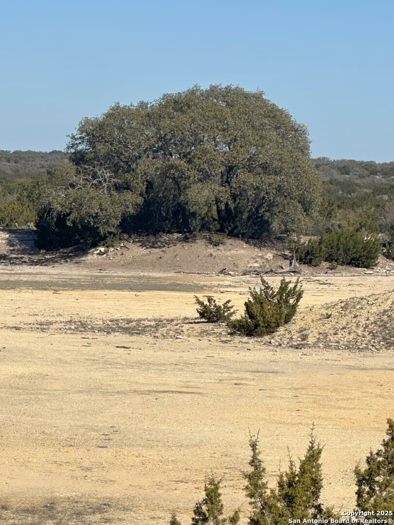33.84 acres in Edwards County - photo 18
