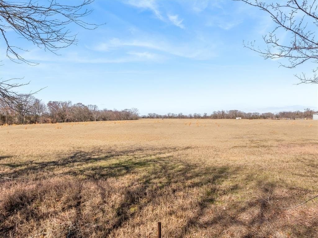10 acres in Van Zandt County - photo 4