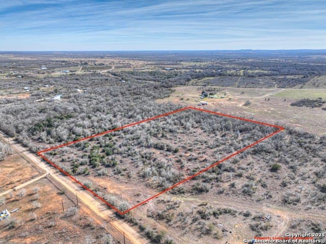 10.28 acres in Guadalupe County - photo 21