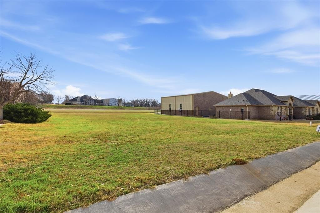 0.33 acres in Hood County - photo 10