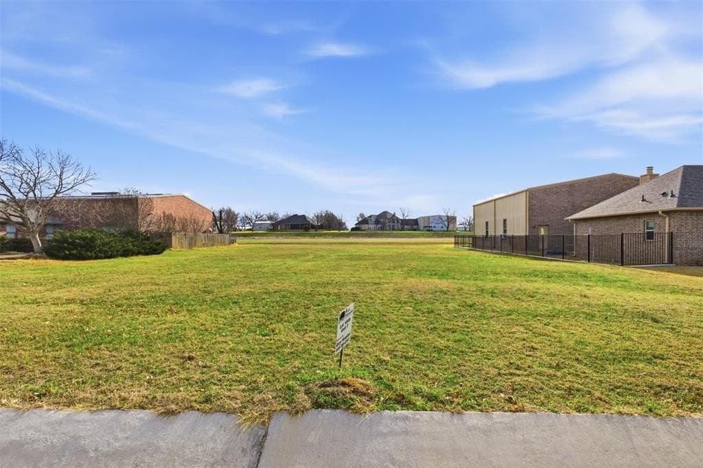 0.33 acres in Hood County - photo 9