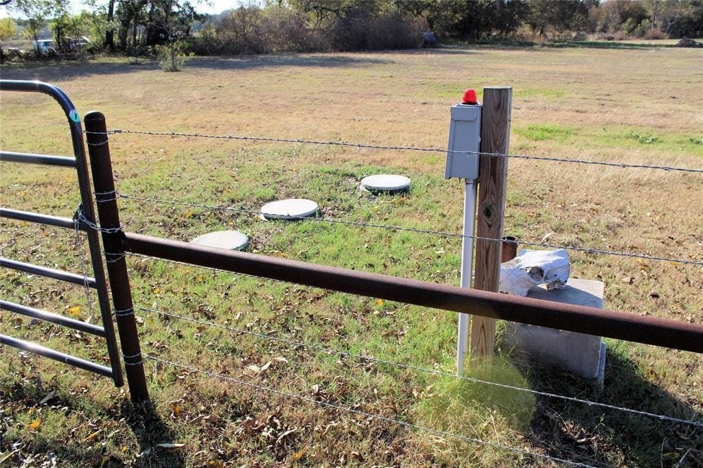 11.08 acres in Hill County - photo 15