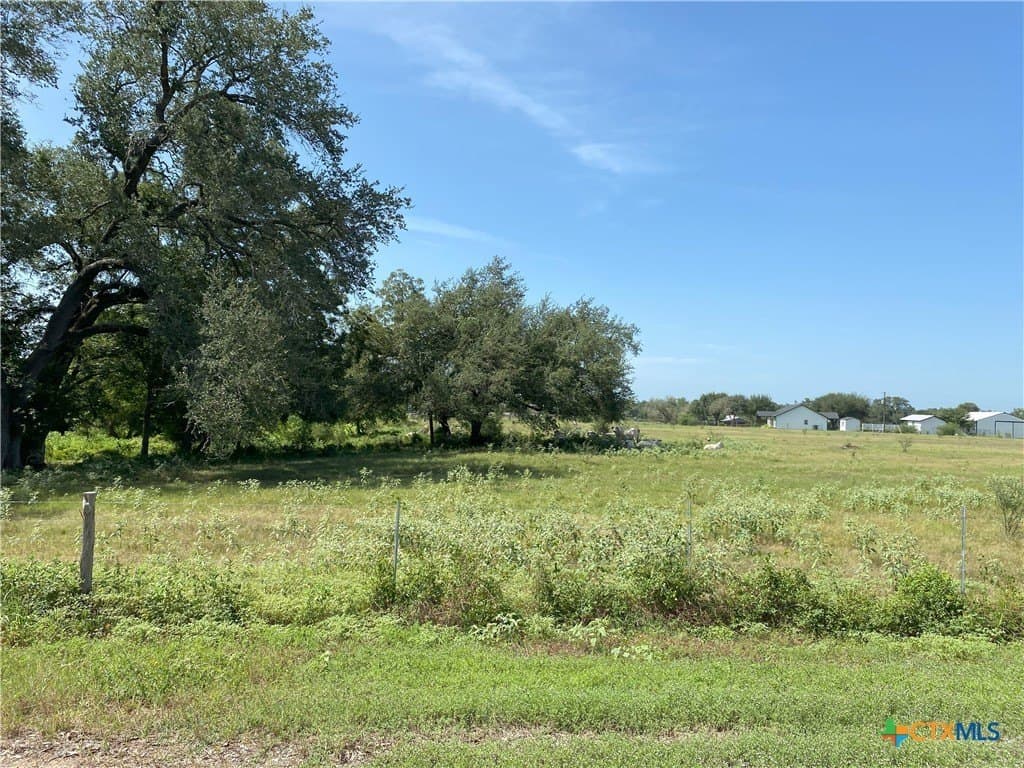 41.72 acres in Lavaca County - photo 30