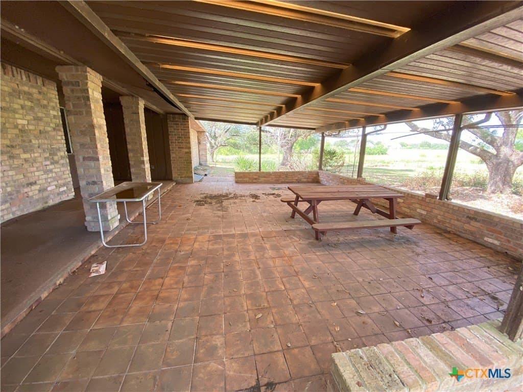 41.72 acres in Lavaca County - photo 5