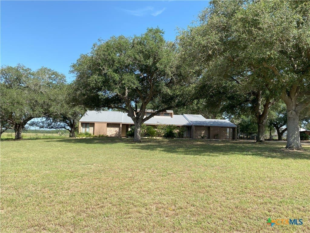 41.72 acres in Lavaca County - photo 42