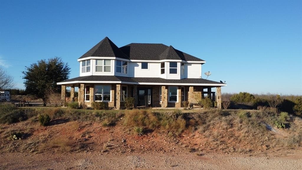 525 County Road 310