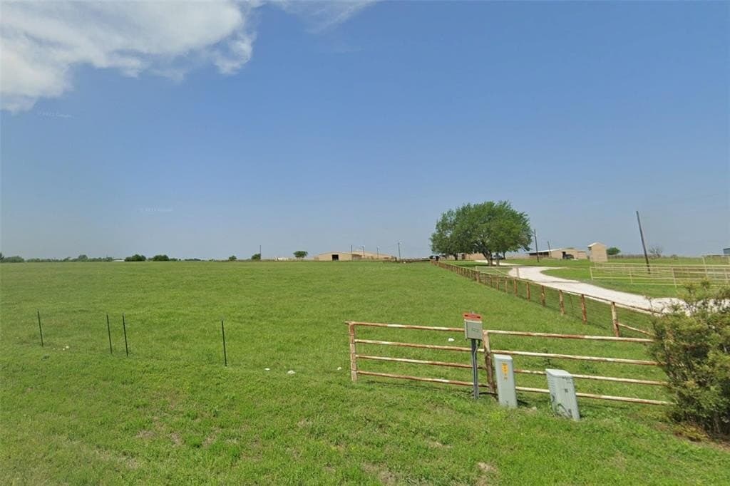 2.5 acres in Cooke County - photo 3