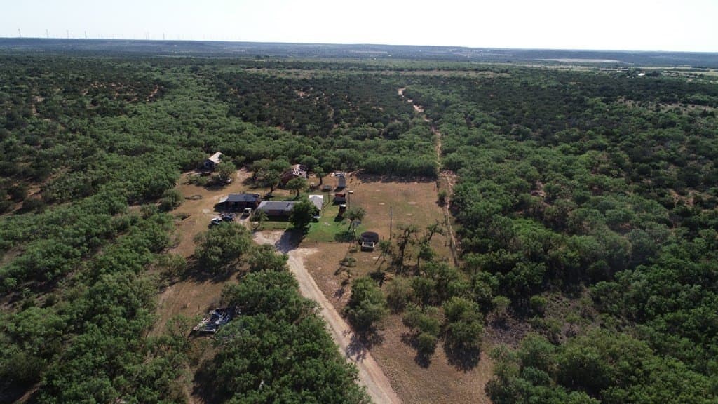 120 acres in Nolan County - photo 3