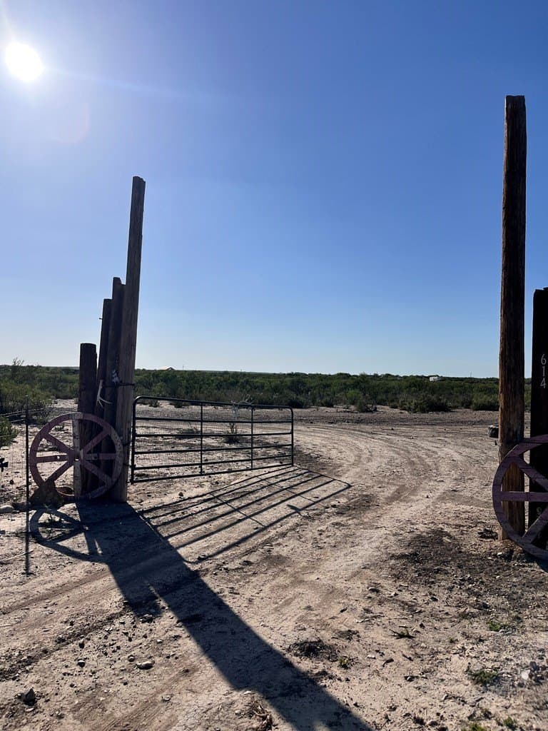 23.68 acres in Maverick County - photo 2