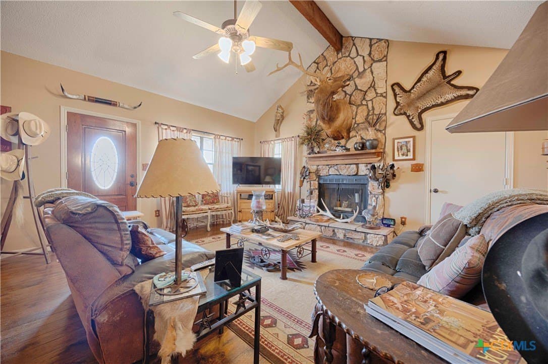 115.16 acres in Lavaca County - photo 4