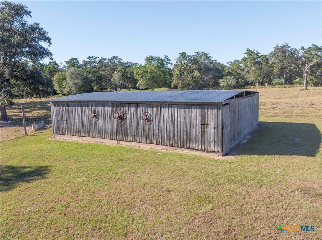 115.16 acres in Lavaca County - photo 22