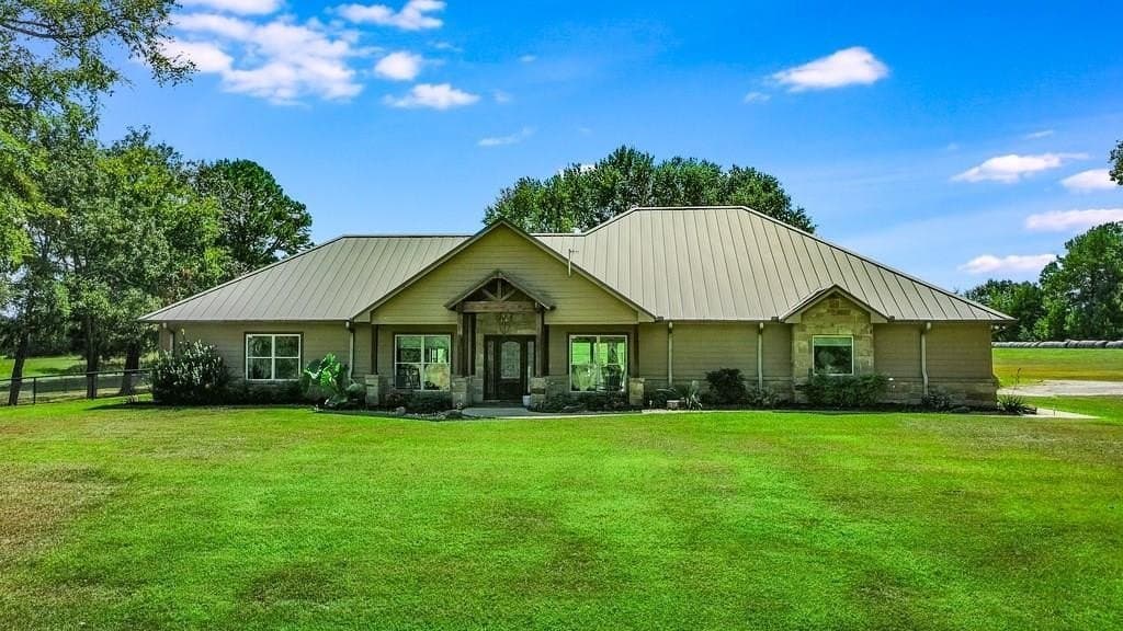 38.22 acres in ANDERSON County - photo 2
