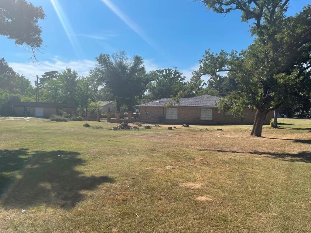 0.32 acres in Henderson County - photo 3