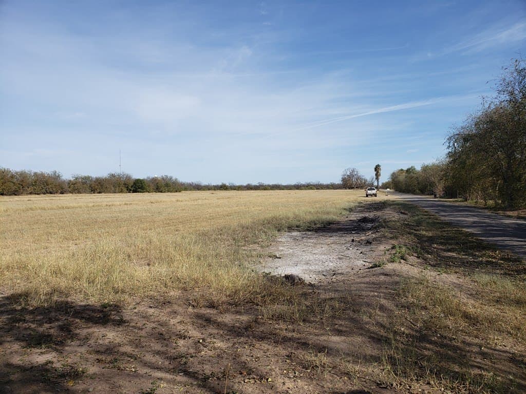 10.01 acres in Maverick County - photo 13