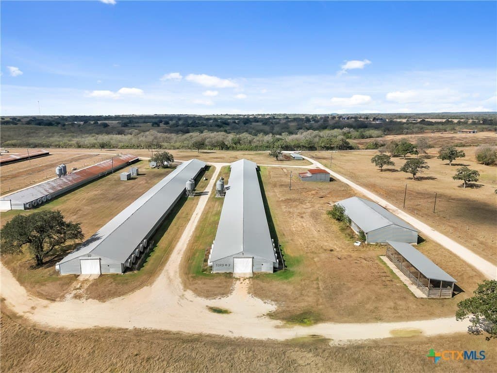 189 acres in Gonzales County - photo 13