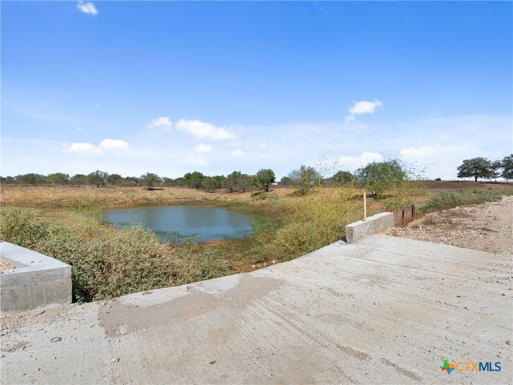 189 acres in Gonzales County - photo 36