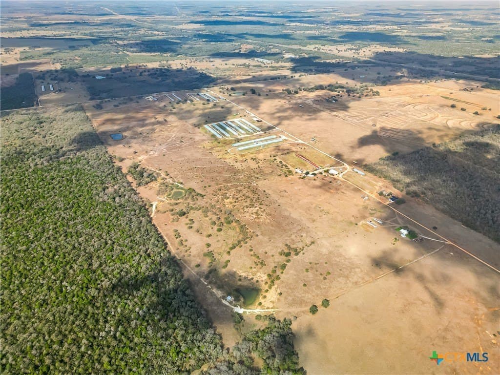 189 acres in Gonzales County - photo 39