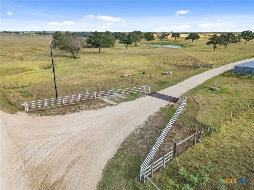 189 acres in Gonzales County - photo 6