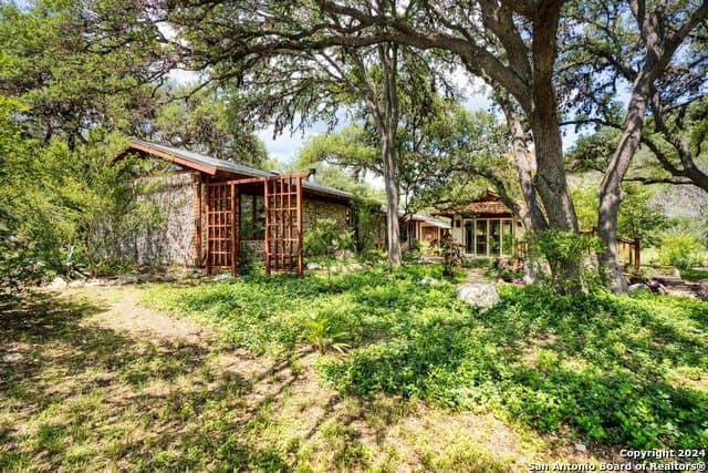 30 acres in Bandera County - photo 9