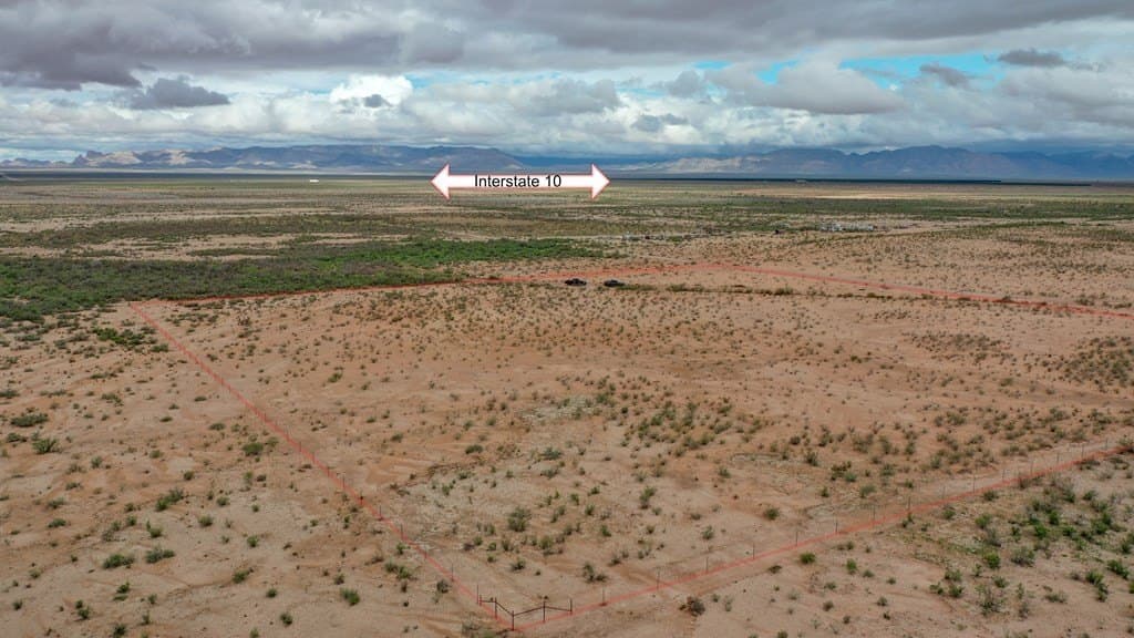 10 acres in Culberson County - photo 5
